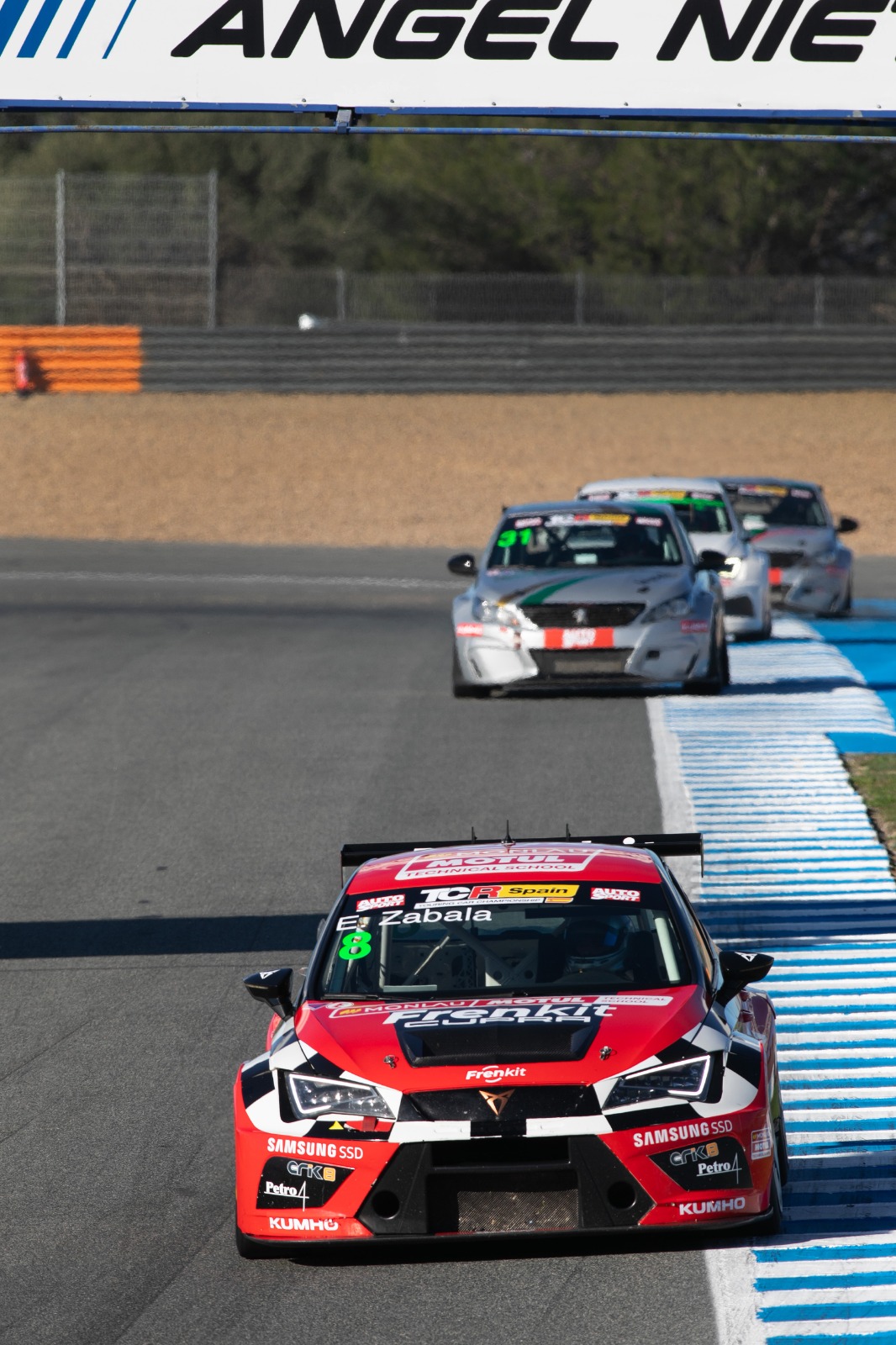 Pleno de Erik Zabala en Jerez